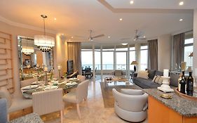 703 Oyster Schelles - By Stay In Umhlanga